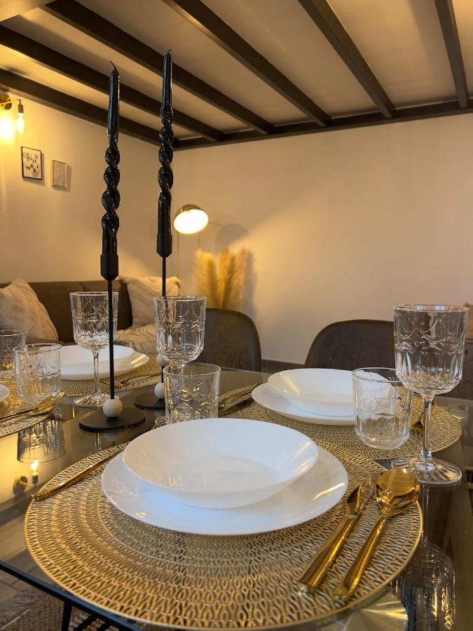 Regina Milano In Porta Romana 3 - Sky Tv, Wifi & Breakfast Box Leilighet Eksteriør bilde