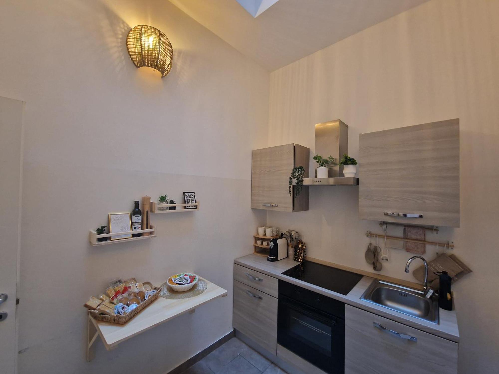 Regina Milano In Porta Romana 3 - Sky Tv, Wifi & Breakfast Box Leilighet Eksteriør bilde